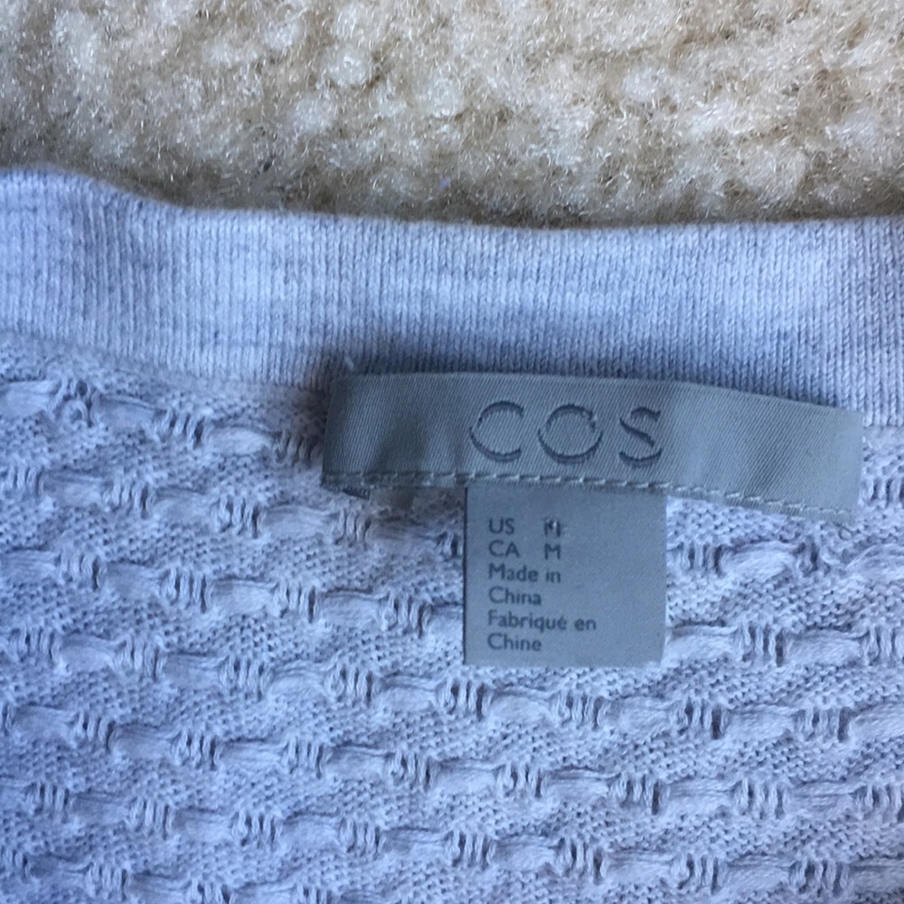 ❌SOLD❌COS grey pebbled sweater tunic - Picture 3 of 3